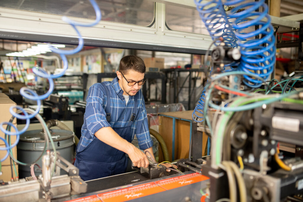 Why the Automotive Industry Needs Turnkey Automation Solutions